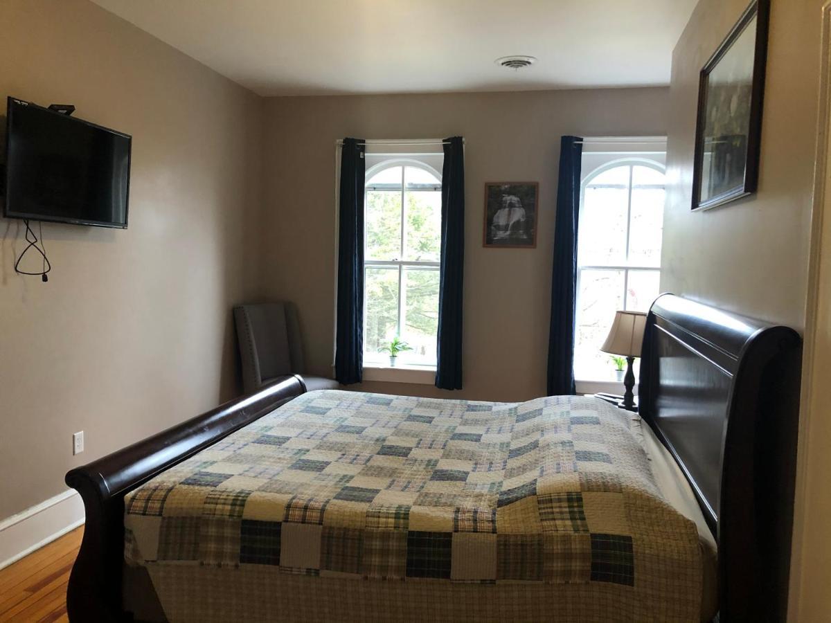 Cook Mansion Bed & Breakfast Montour Falls 외부 사진